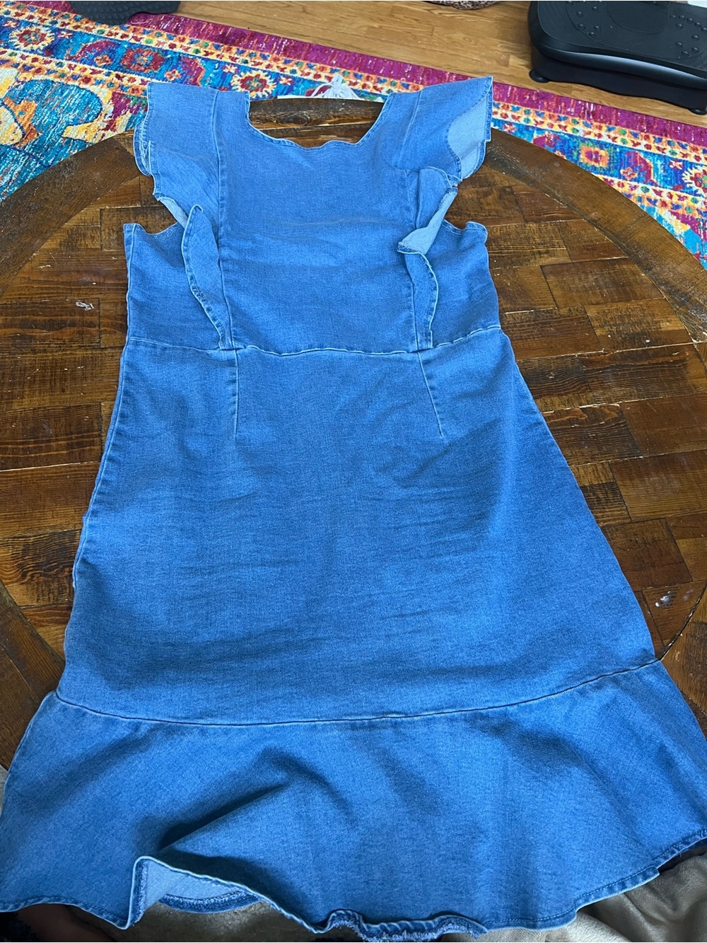 Denim ruffel dress